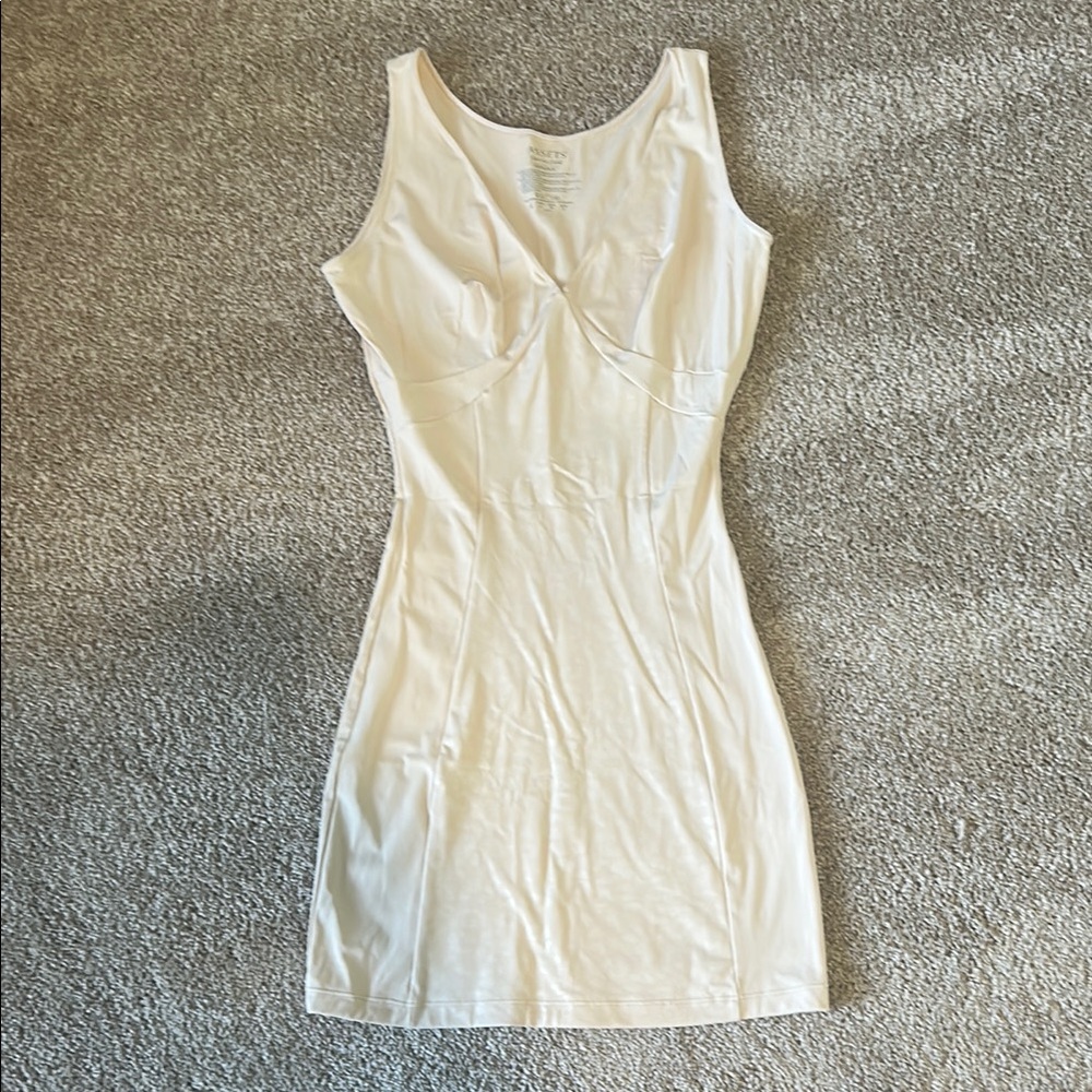 ASSETS TED HOT LABEL SPANX